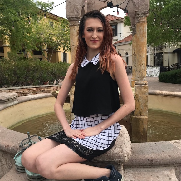 Three Pink Hearts Beautiful Blouse - Picture 5 of 6